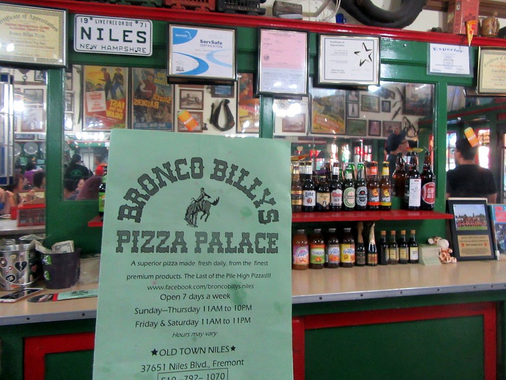 bronc-billy-s-pizza-palace